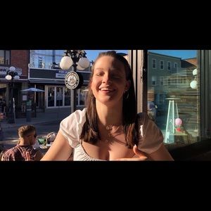 Meet your Posher, Megan